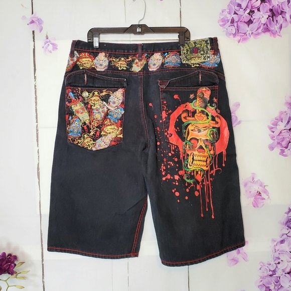 *SOLD* KANJI Paint & Embroidered Skull Jean Shorts - Picture 2 of 11